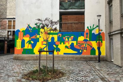 Cette fresque artistique Passage de Goix a été réalisée par des jeunes du quartier.