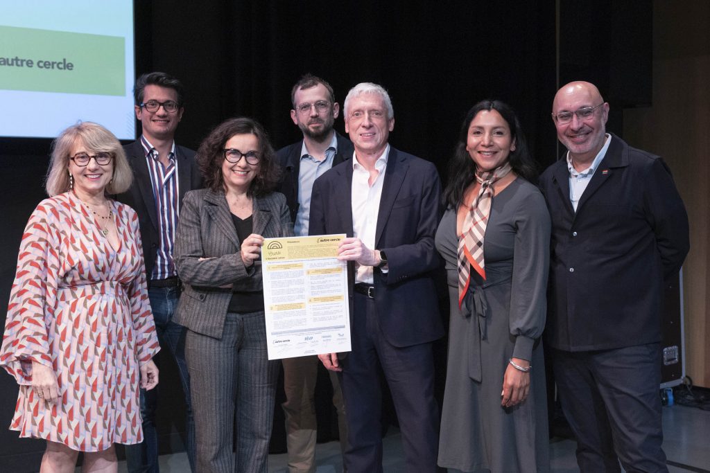 La RIVP, Hénéo et Hsf ont signé la charte d'engagement de l'Autre Cercle